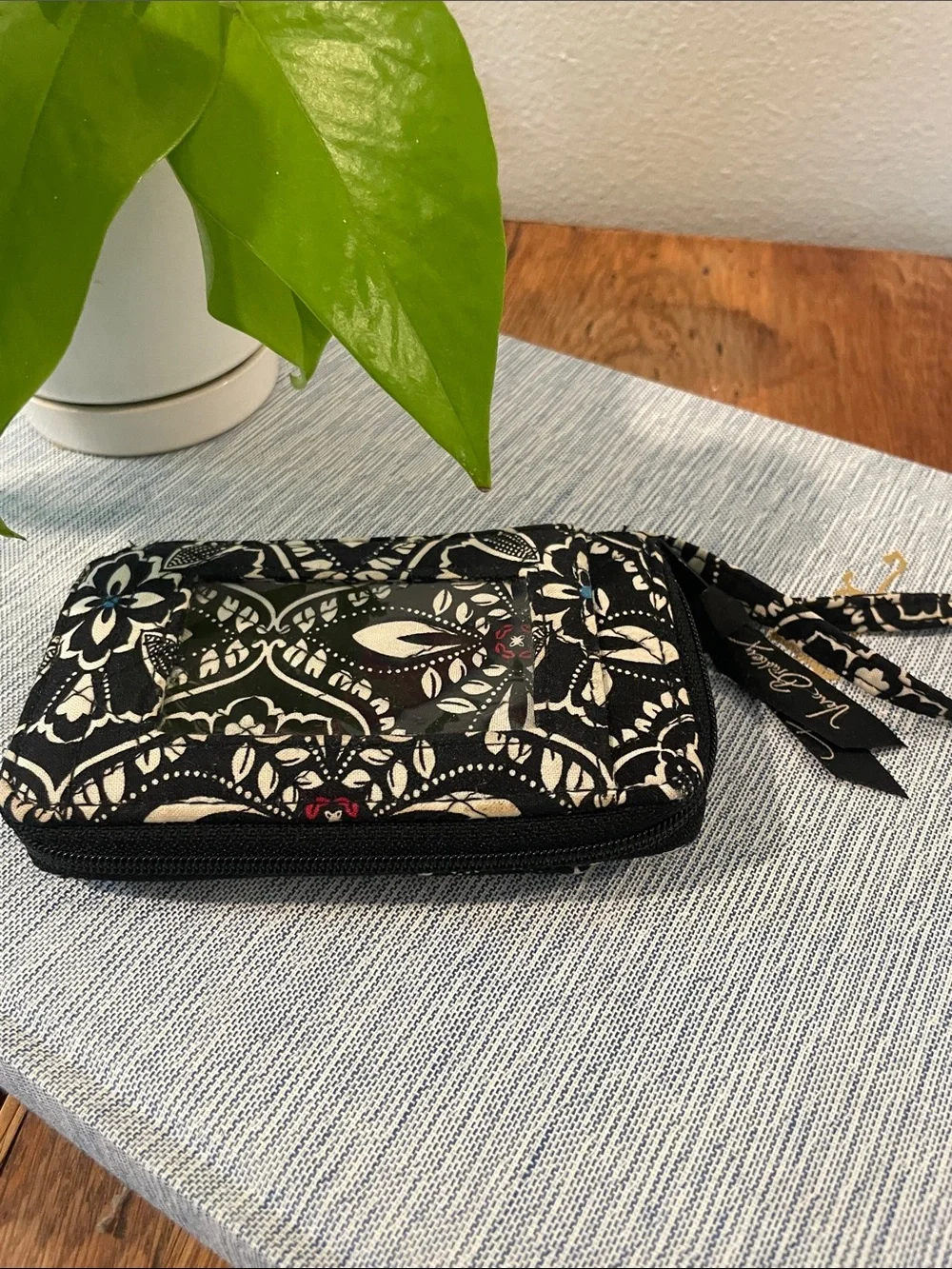 Vera Bradley Barcelona Zip-Around Wallet & ID Wristlet | Retired Print